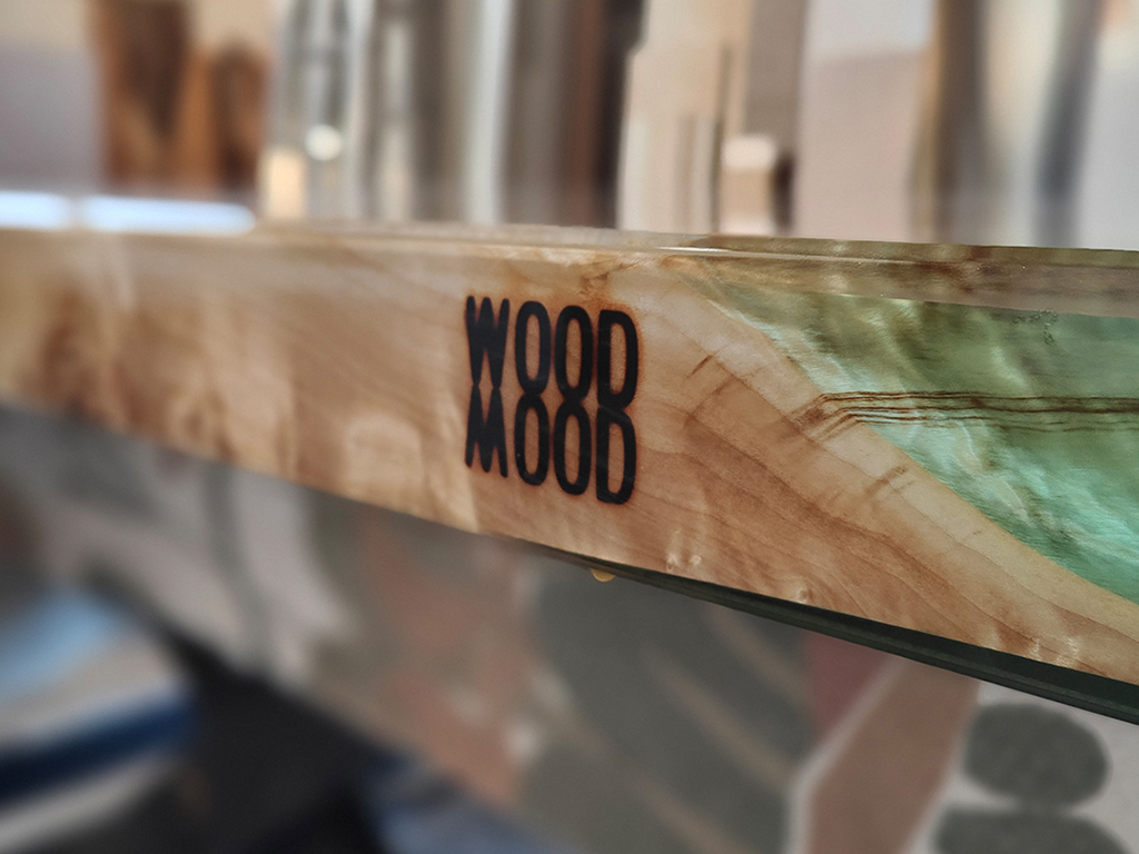 Tavoli da pranzo in resina epossidica